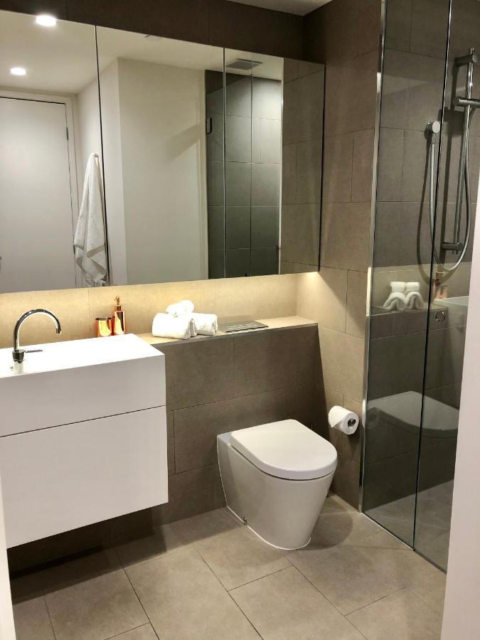 Readyset Apartments On Southbank Boulevard メルボルン エクステリア 写真
